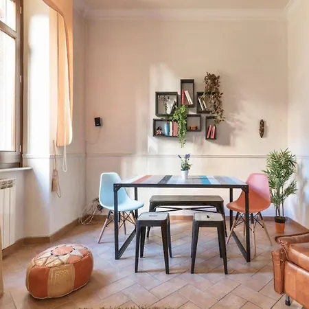 Re Di Roma Vintage Apartment-3